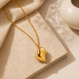 Glossy Heart Pendant Necklace