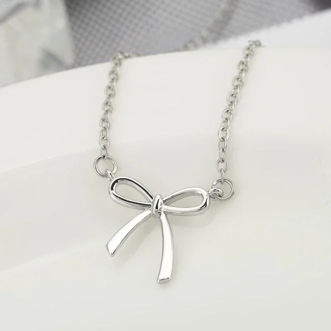 Golden Bow Necklace