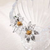 Hypoallergenic Vintage Flower Studs