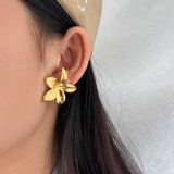 Hypoallergenic Vintage Flower Studs